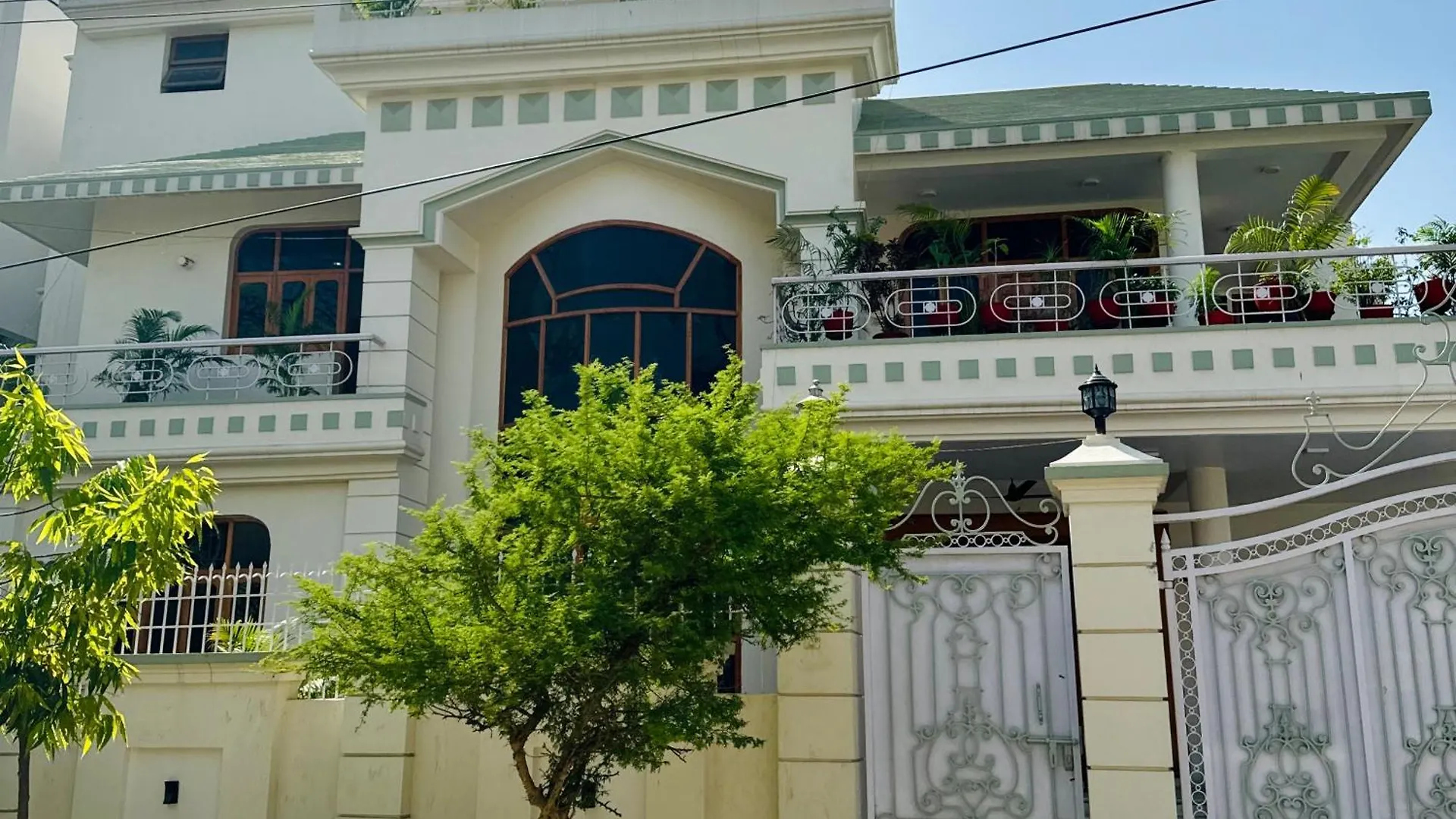Riya Villa Varanasi